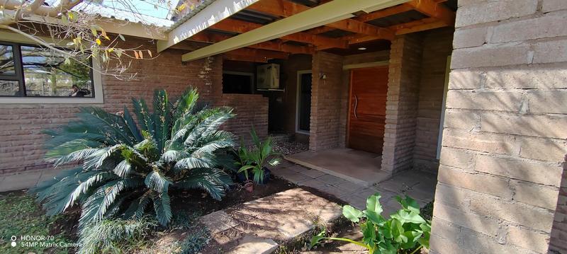 3 Bedroom Property for Sale in Kanoneiland Northern Cape